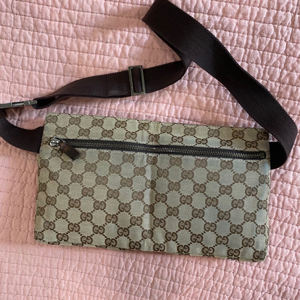 Vintage Gucci Monogram Belt Bag - Picture 3 of 15